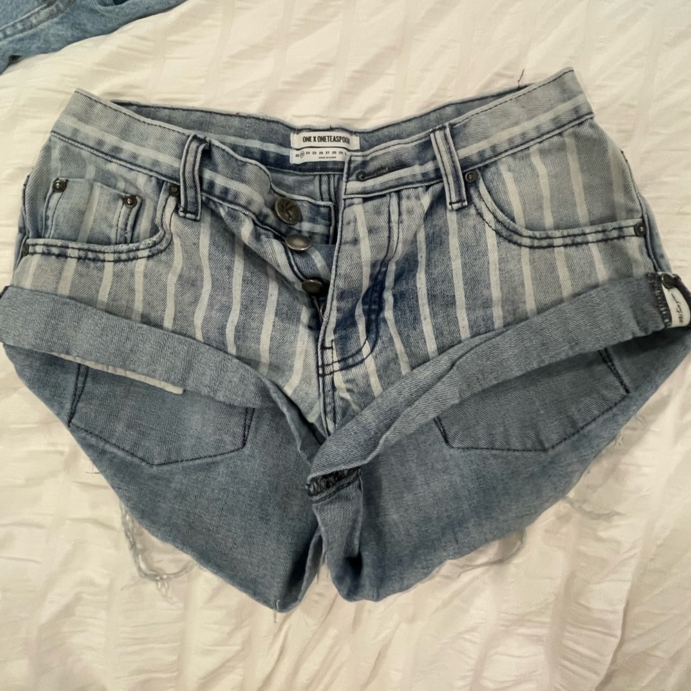 Striped high rise one teaspoons shorts